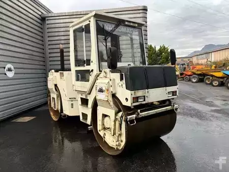 Walce gładkie 2000 BOMAG BW144AD2 (1)