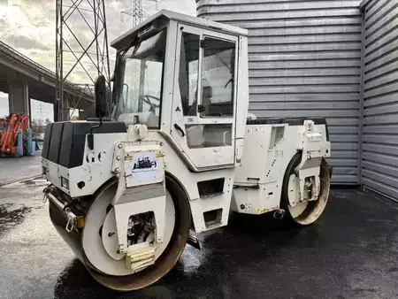 Walce gładkie 2000 BOMAG BW144AD2 (4)