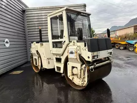 Walce gładkie 2000 BOMAG BW144AD2 (9)