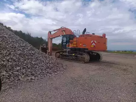 Bæltegraver 2023 Hitachi ZX690LCR-7 (2)