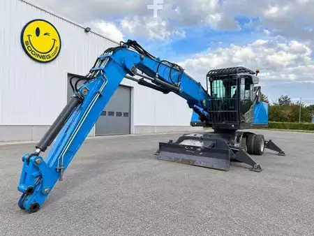 Překládací bagry  2018 Fuchs MHL320F (1)