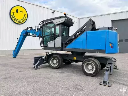 Překládací bagry  2018 Fuchs MHL320F (4)