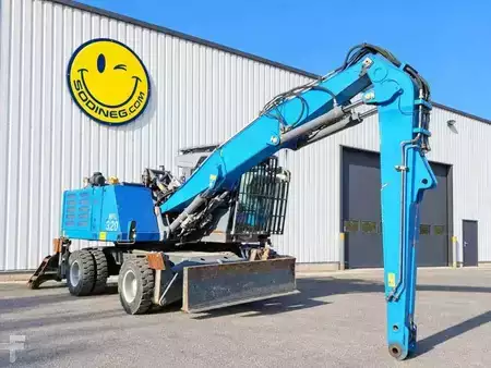 Překládací bagry  2018 Fuchs MHL320F (1)