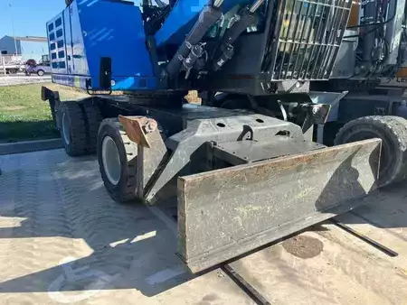 Překládací bagry  2018 Fuchs MHL320F (12)