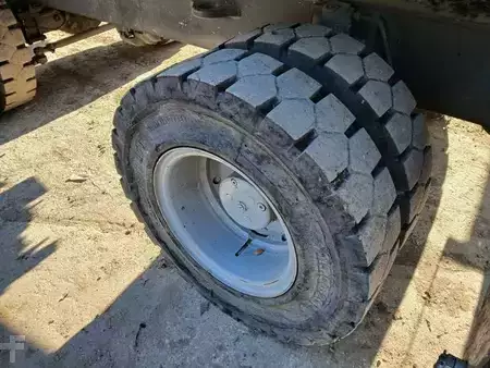 Překládací bagry  2018 Fuchs MHL320F (14)