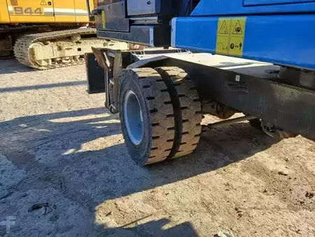 Překládací bagry  2018 Fuchs MHL320F (18)