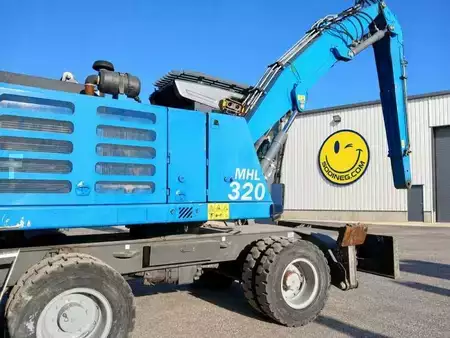 Překládací bagry  2018 Fuchs MHL320F (5)