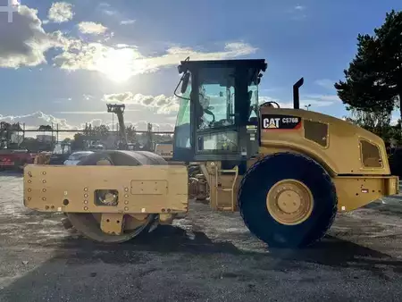 Fårfodruller 2018 Caterpillar CS76B (4)