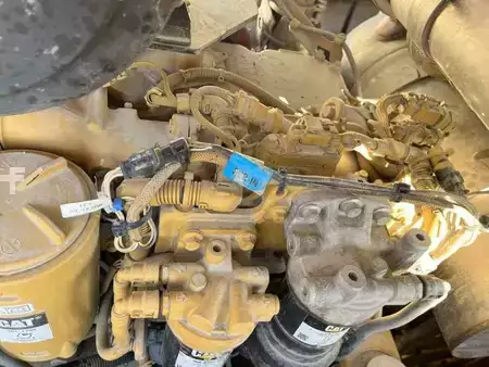 Fårfodruller 2018 Caterpillar CS76B (42)