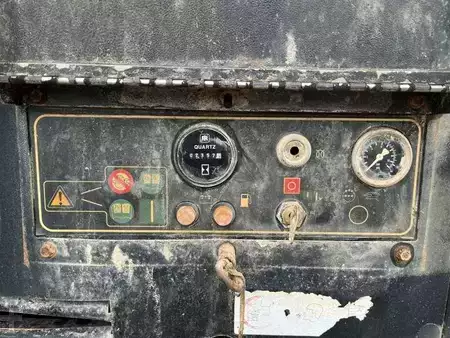 Pozostałe 2001 Ingersoll Rand R1090 (14)