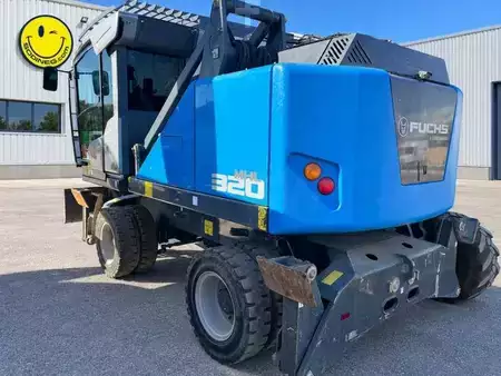 Překládací bagry  2019 Fuchs MHL 320 (3)