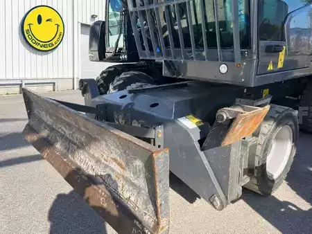 Překládací bagry  2019 Fuchs MHL 320 (5)