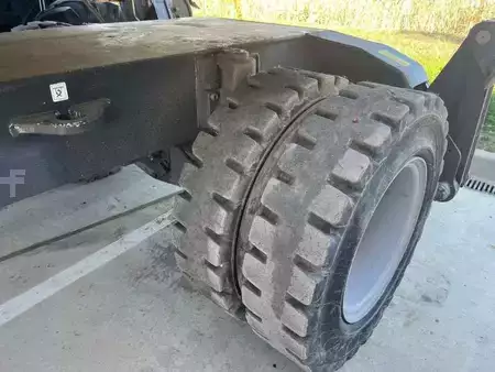 Překládací bagry  2019 Fuchs MHL 320 (8)
