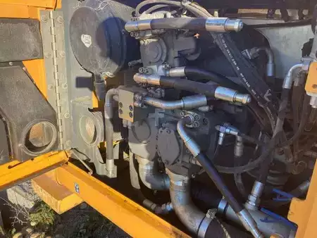 Pelles sur chenilles 2018 Liebherr R956 S HD (12)