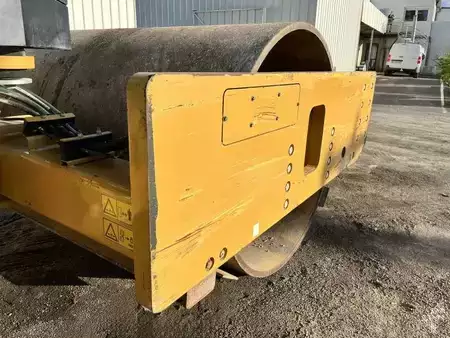Sheepsfoot rollers 2018 Caterpillar CS76B (20)