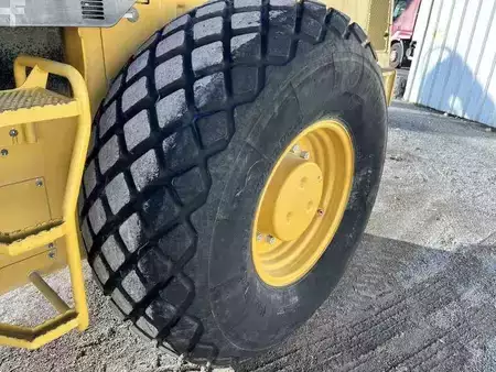 Sheepsfoot rollers 2018 Caterpillar CS76B (33)