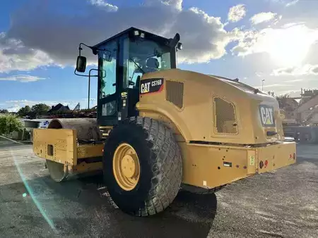 Sheepsfoot rollers 2018 Caterpillar CS76B (5)