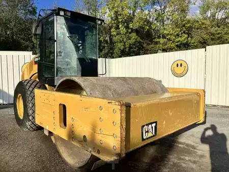 Sheepsfoot rollers 2018 Caterpillar CS76B (8)
