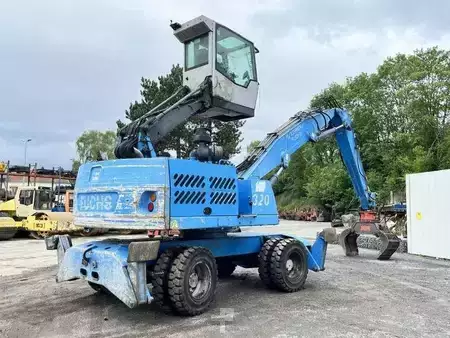 Překládací bagry  2010 Fuchs MHL 320 (3)