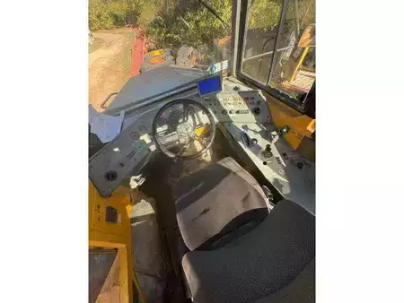 Ostatní 1999 Volvo A20C (19)