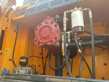Excavadoras de demolición 2017 Hyundai HX520L (11)
