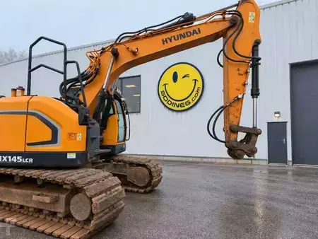 Bæltegraver 2018 Hyundai HX145LCR (2)