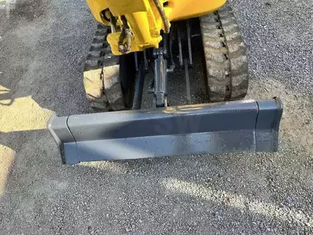 Mini excavadoras 2007 Komatsu PC09-1 (21)