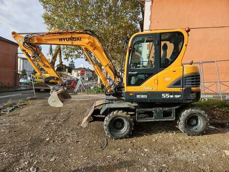 Mobil gravemaskin 2017 Hyundai ROBEX 55 W9 (3)