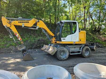 Mobiele graafmachines 2015 Liebherr A 910 COMPACT (4)