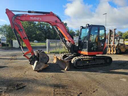 Kubota KX 080
