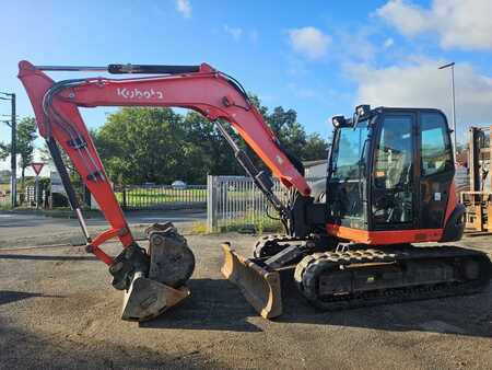 Kubota KX 080