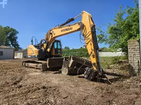 Excavadoras de cadenas 2018 Hyundai HX 235 LCR (1)