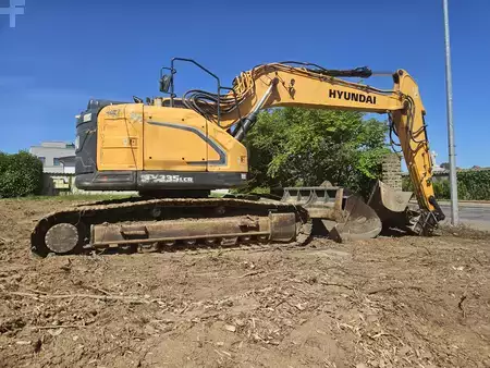 Excavadoras de cadenas 2018 Hyundai HX 235 LCR (3)