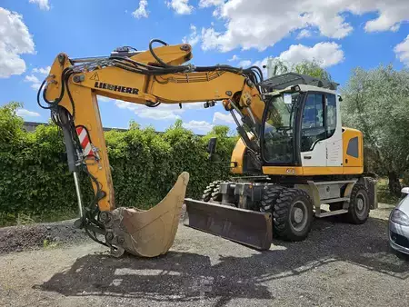 Mobil grävmaskin 2014 Liebherr A 918 COMPACT (10)
