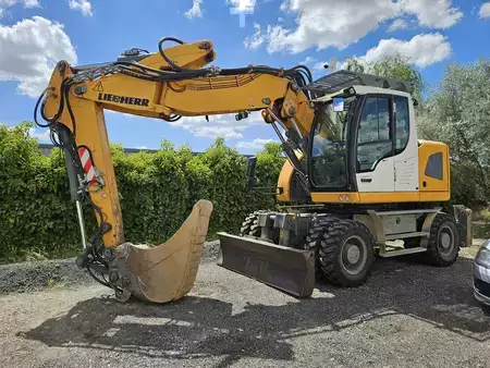 Mobil grävmaskin 2014 Liebherr A 918 COMPACT (11)