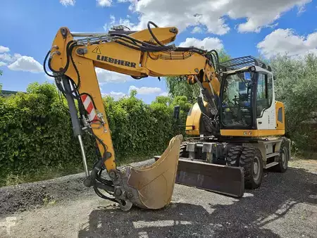Mobil grävmaskin 2014 Liebherr A 918 COMPACT (9)