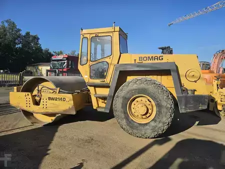 Compactadores monocilindros 1988 BOMAG BW 214 D (6)