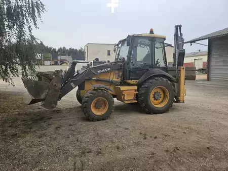 Rigid Backhoe Loader 2010 Volvo BL 71 (2)