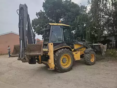 Rigid Backhoe Loader 2010 Volvo BL 71 (8)