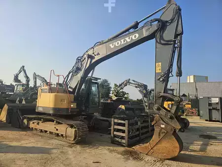 Telakaivinkoneet  2013 Volvo ecr 235 dl (1)