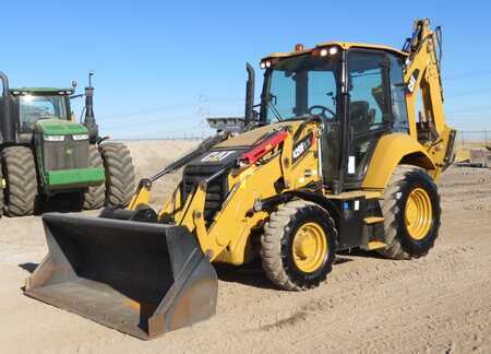 Rigid Backhoe Loader 2017 Caterpillar 420F2 IT (2)