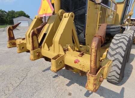 Graders 2004 Caterpillar 140H (6)