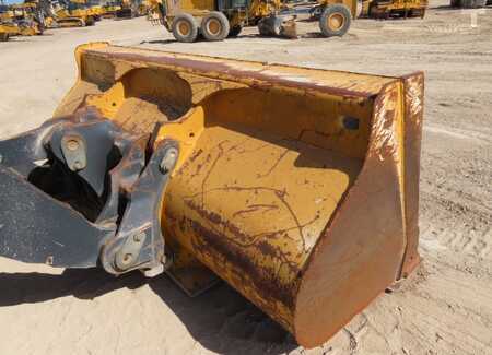 Wheel Loaders 2016 John Deere 644K (6)