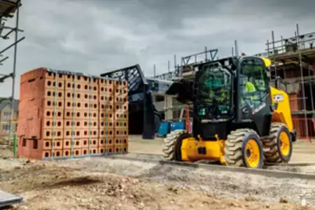 Skid Steers 1900 JCB 3TS-8W (1)