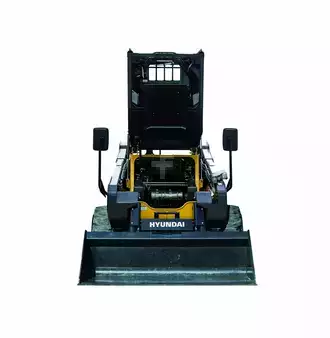 Chargeuse sur pneus 2023 Hyundai HS120V (15)