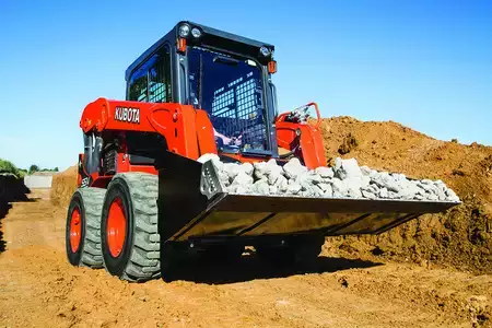 Cargadores compactas 2025 Kubota SSV75PHC (12)