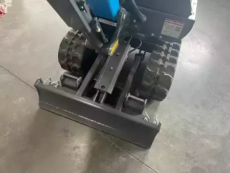 Crawler Excavators 2023 Cratos CMX18 (10)