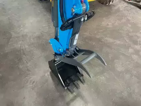 Crawler Excavators 2023 Cratos CMX18 (9)