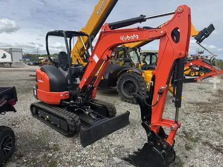 Excavadoras de cadenas 1900 Kubota KX033-4 (1)