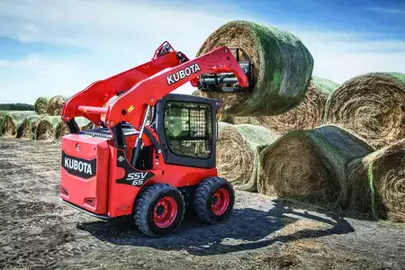 Skid Steers 1900 Kubota SSV65PHFRC (10)